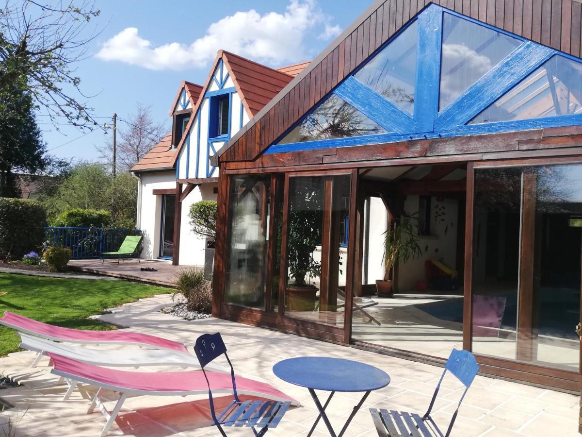 Maison Avec Piscine Et Sauna A Vire Eksteriør bilde